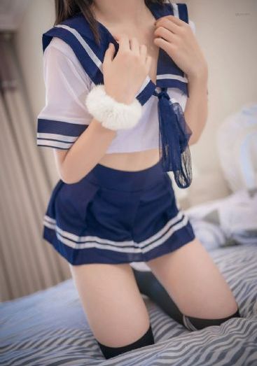 欧美三角长项链_BD英语高清迅雷在线观看