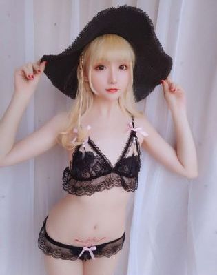 欧美裸体艺木_BD国语在线观看完整版