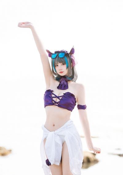 欧美背部半背纹身女_国产剧视频大全