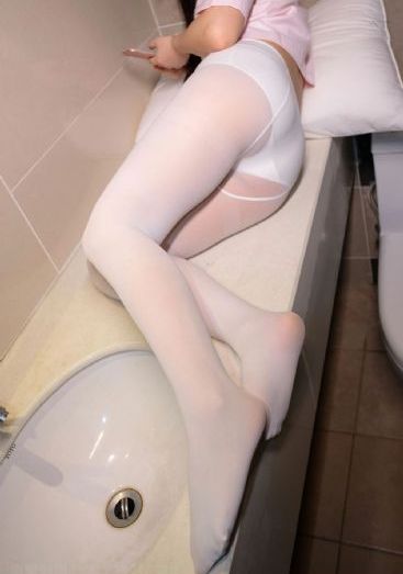 国产成人综合美女图片_BD国语高清免费观看