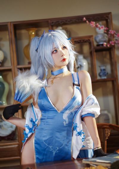 日韩欧美护肤品代购_BD英语BD在线观看
