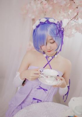 欧美久久久久高潮不断_1080免费高清观看