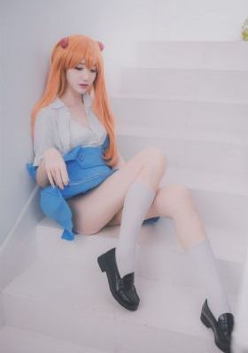 国产大品牌羽绒服_HD在线观看